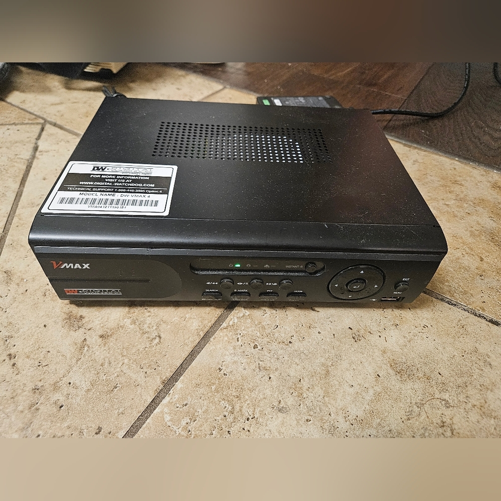 VMAX 4 channel dvr. model DW-VMAX 4 Home Automation Powers On Untested Fully. 